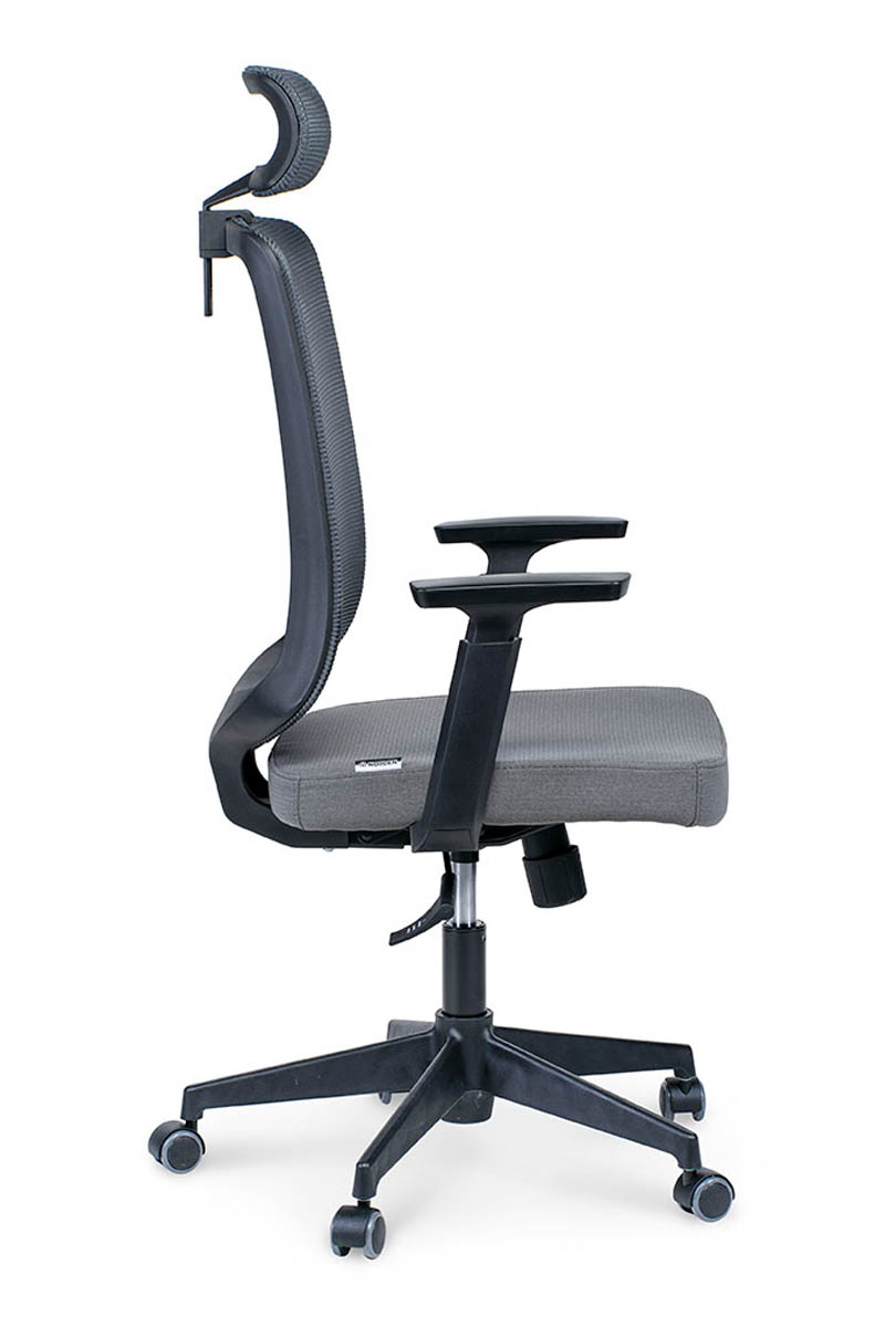 Кресло для руководителя Norden Лондон Black plastic